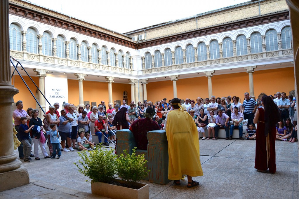 Clasicos Luna 28-junio-2014 Noche en blanco Zaragoza 01-M
