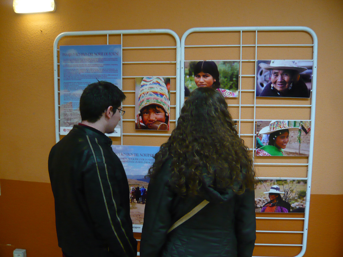 Exposicion Bolivia IES Pedro de Luna PIEE 2-M